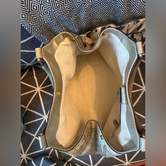 Gucci Guccissima Sukey Champagne Leather Tote Bag with Embossed GGs - Picture 13 of 15